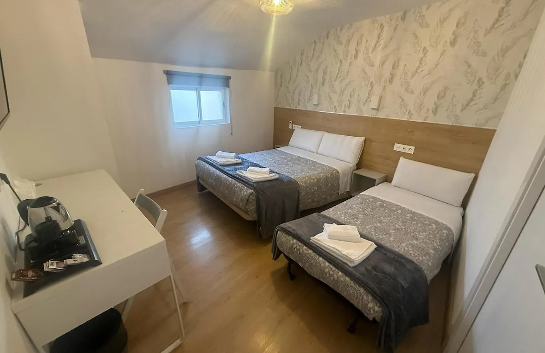 Hostal Esparteros-1